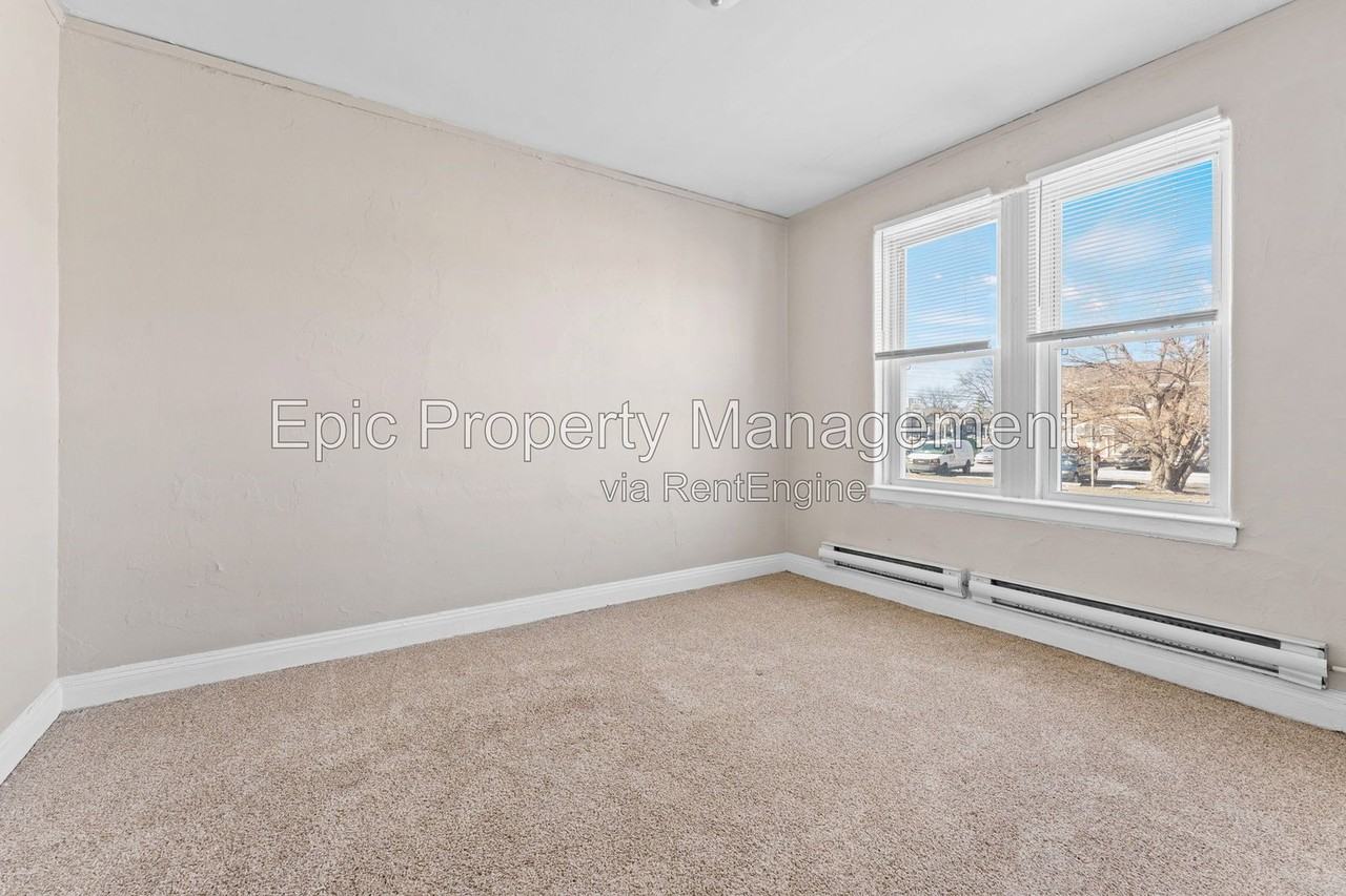 7100 Freda St #206 - Photo 7 of 10
