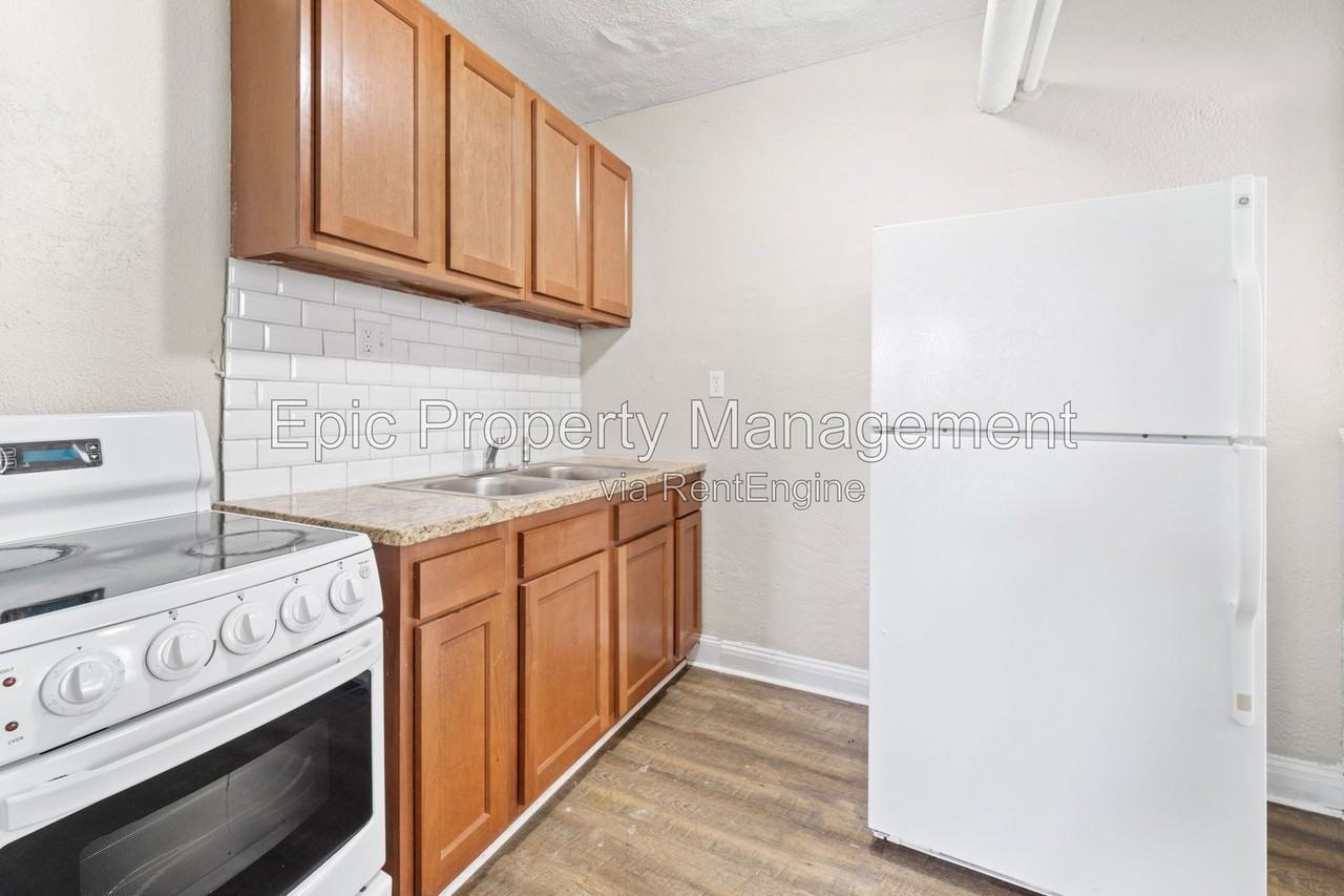7100 Freda St #B1 - Photo 3 of 10