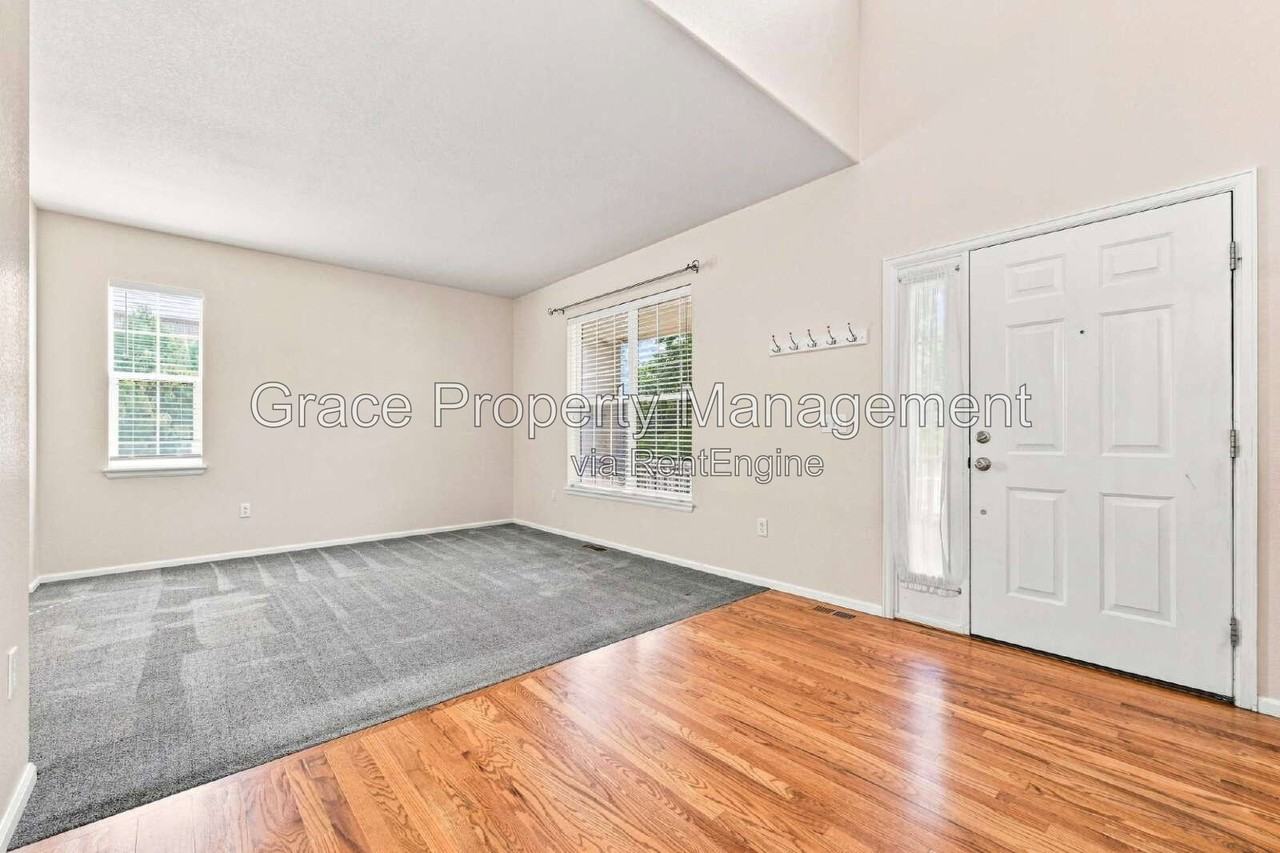 11434 Switzer Park Ln - Photo 3 of 23