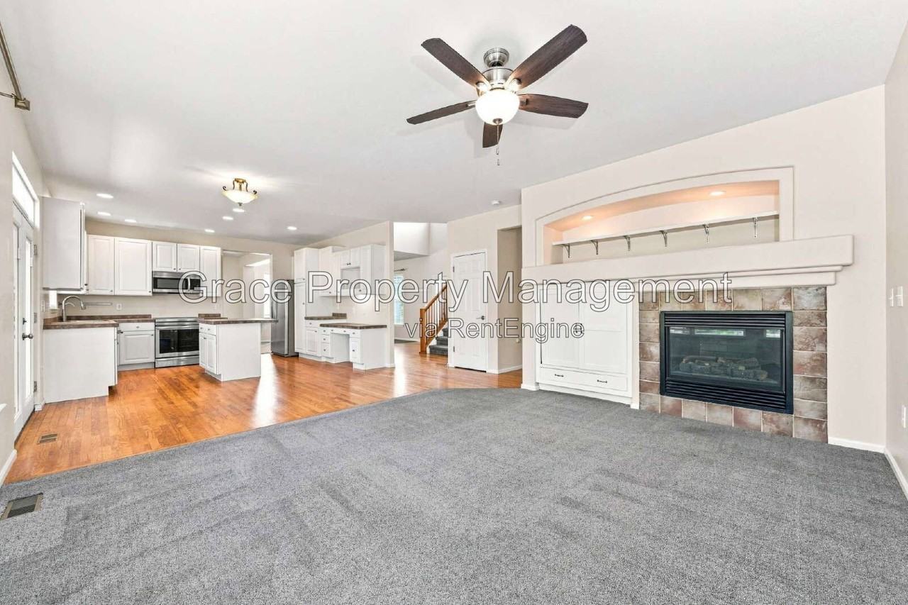 11434 Switzer Park Ln - Photo 6 of 23