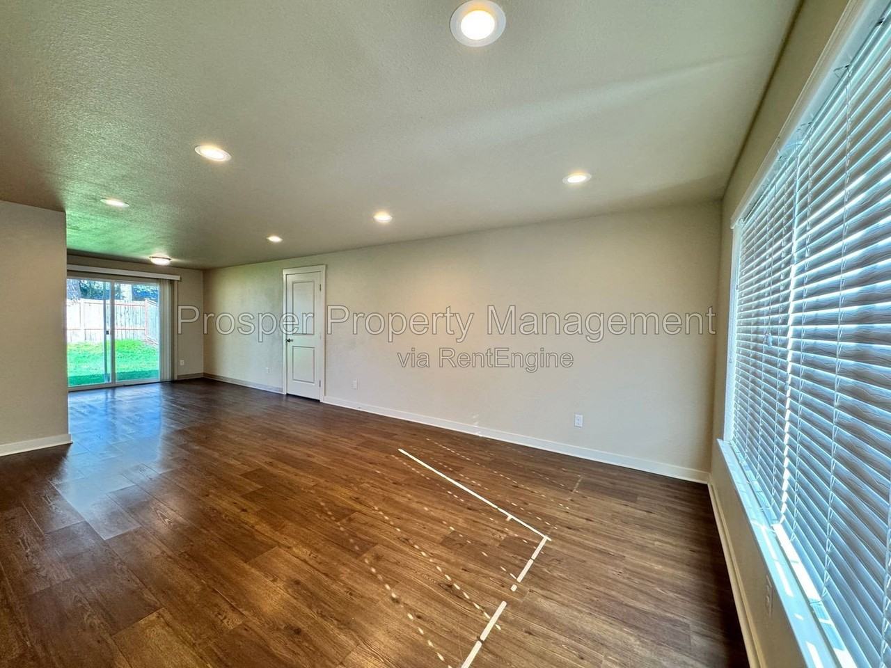 17404 8th Avenue Ct E - Photo 6 of 27