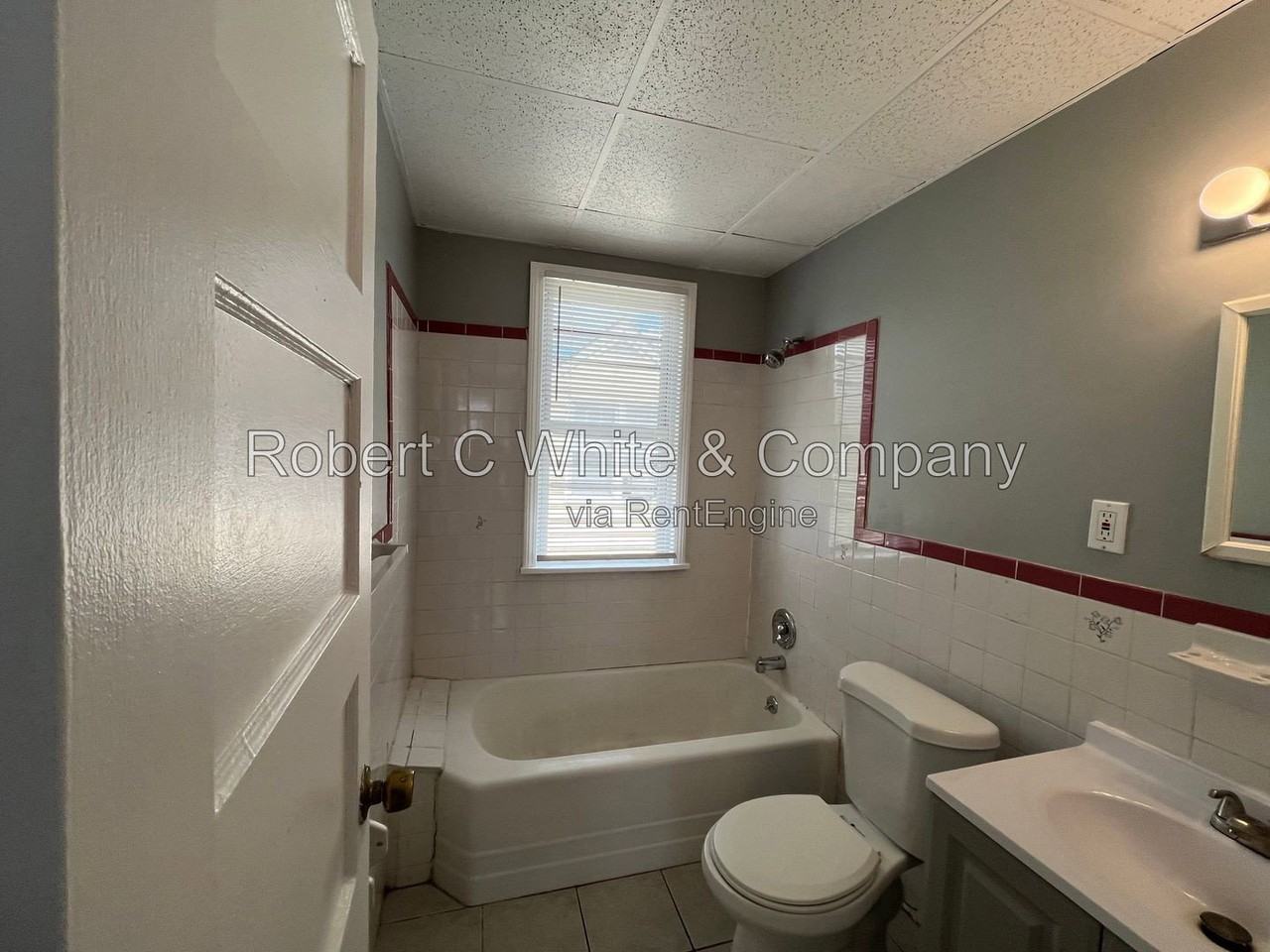 76 N Bishop Ave #2ndFL - Photo 4 of 8