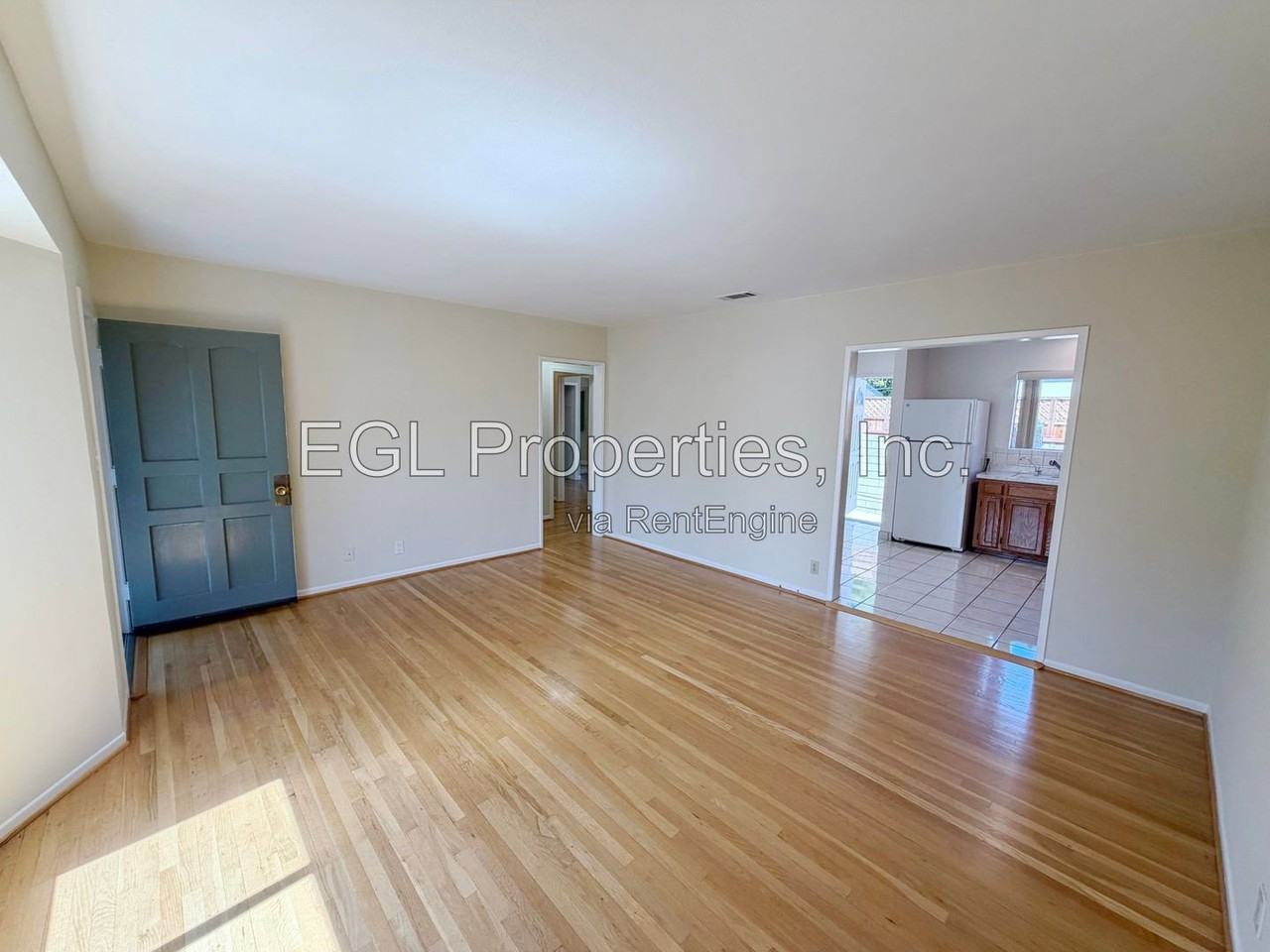 5433 Cartwright Ave - Photo 2 of 26