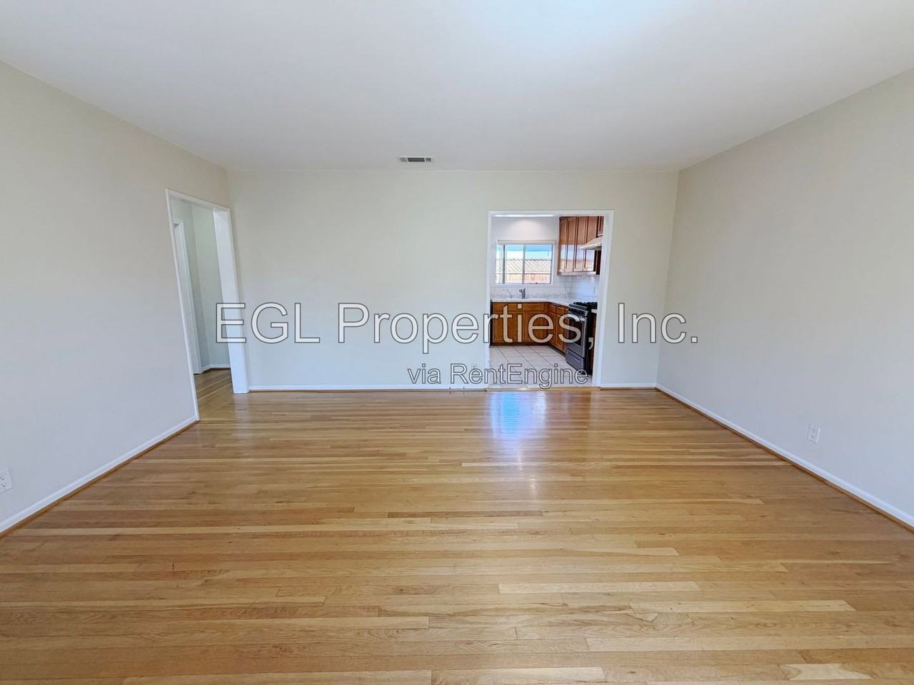 5433 Cartwright Ave - Photo 7 of 26