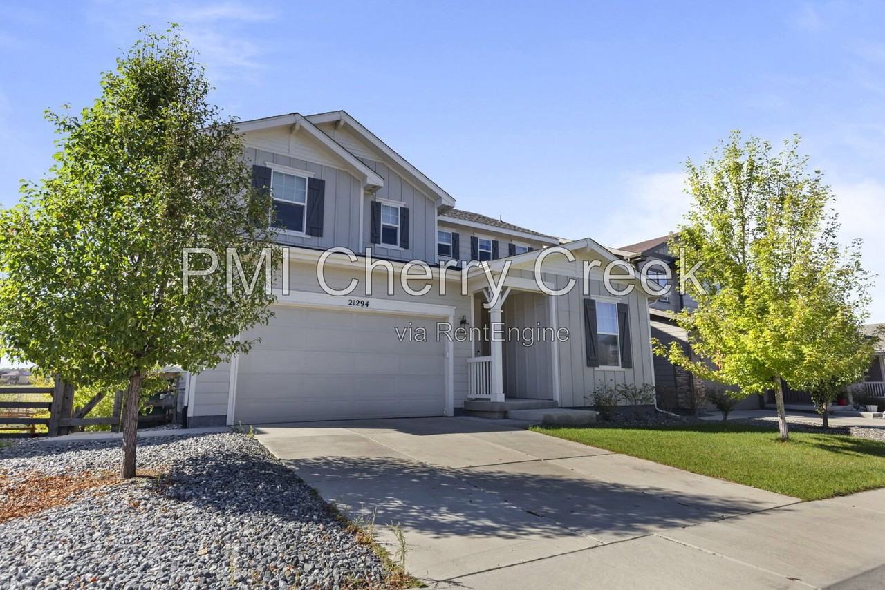 21294 E Stanford Dr - Photo 2 of 47