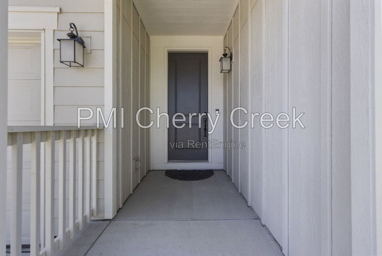 21294 E Stanford Dr - Photo 3 of 47