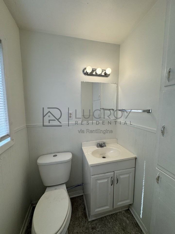 2716 Woodside Dr - Photo 5 of 10