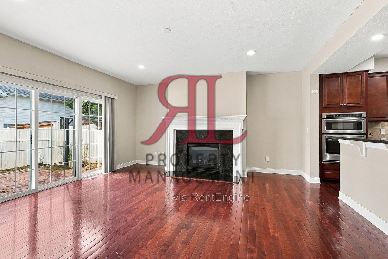 5036 Blackstone Edge Dr - Photo 3 of 23