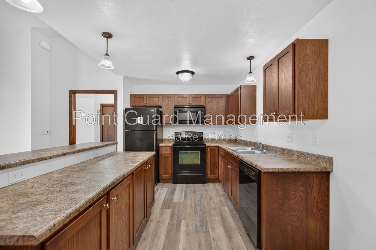 115 N Mable Ave #207 - Photo 4 of 41