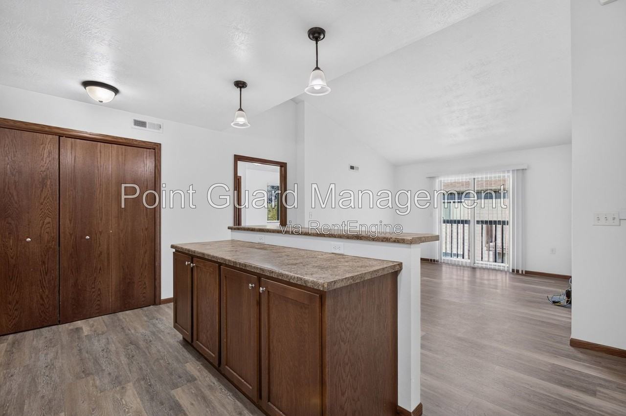 115 N Mable Ave #207 - Photo 6 of 41