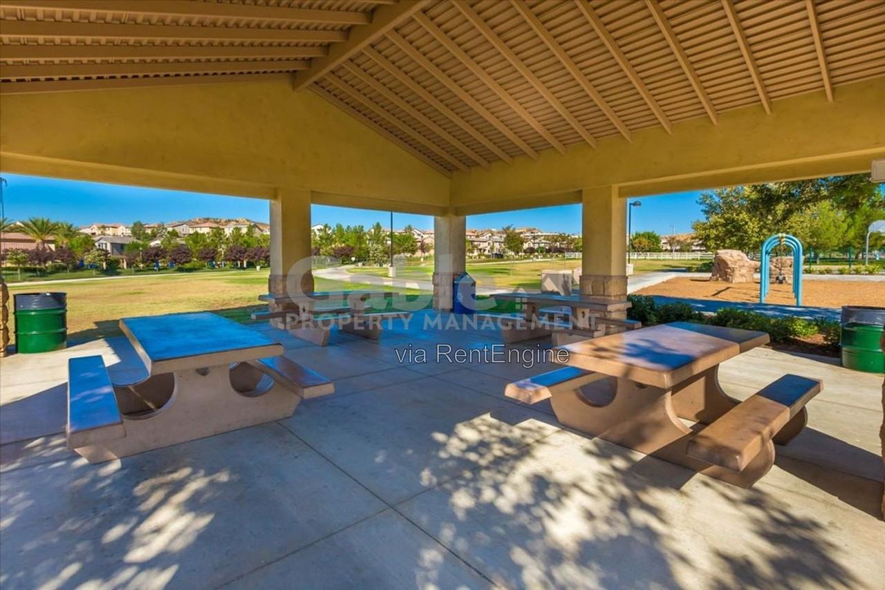 24271 Verdugo Cir - Photo 7 of 11