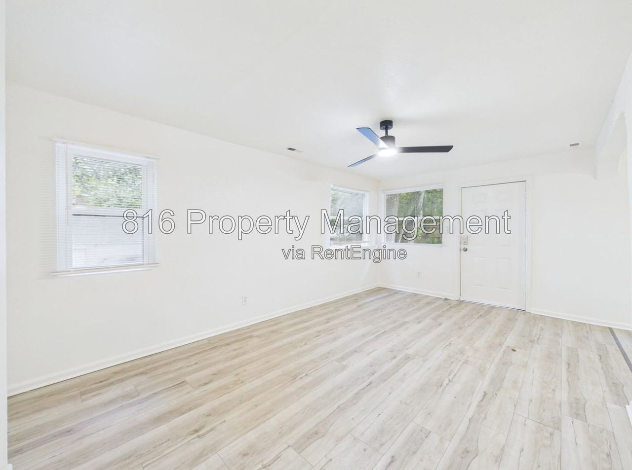 6711 Agnes Ave - Photo 4 of 18