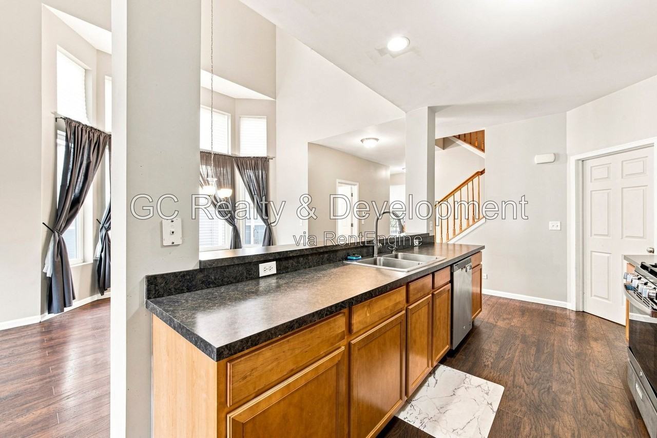8026 Bluestem Ave - Photo 5 of 25