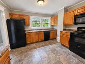 4323 Ohls Ave - Photo 1 of 1