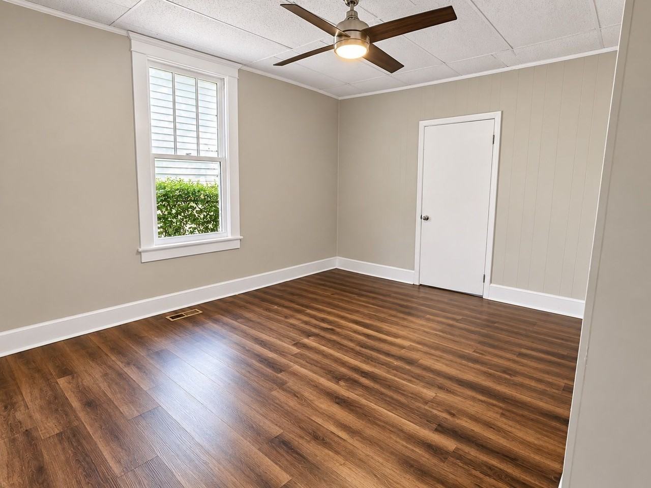 4323 Ohls Ave - Photo 7 of 17