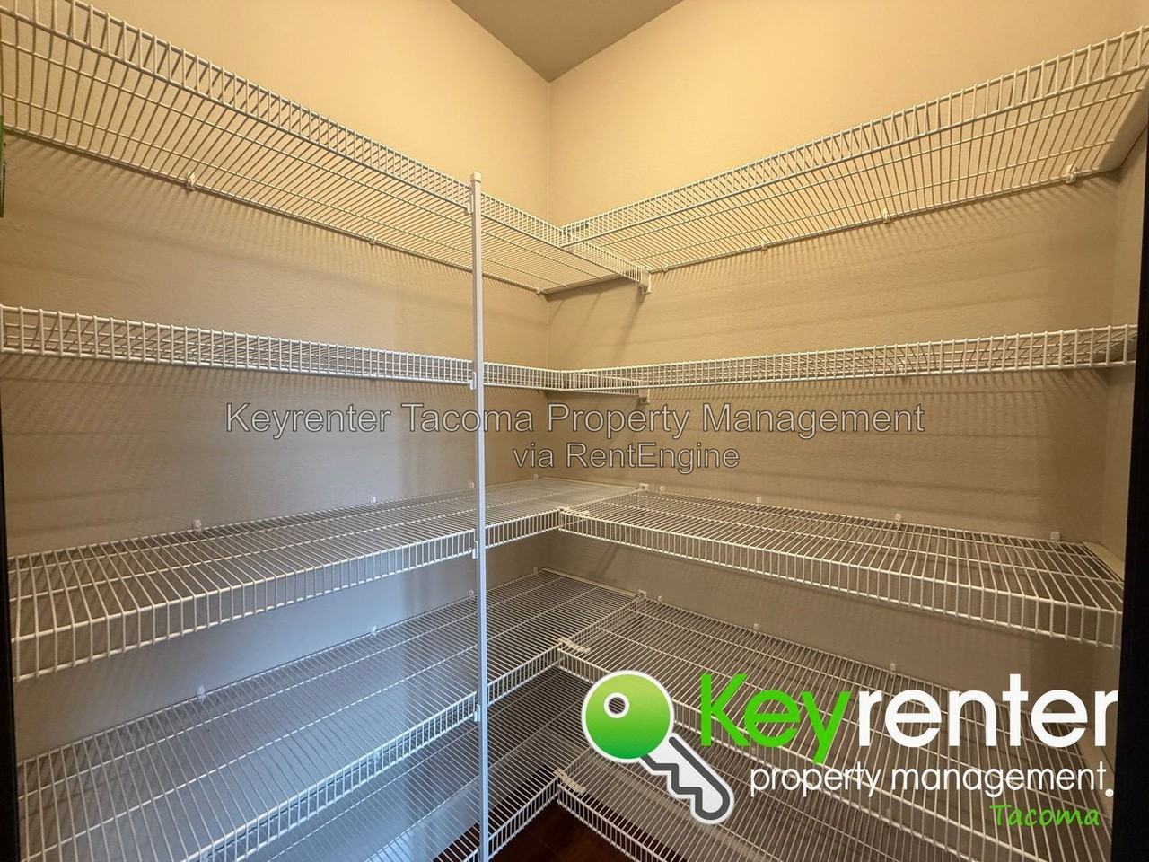 5901 Alaska Ct - Photo 7 of 28