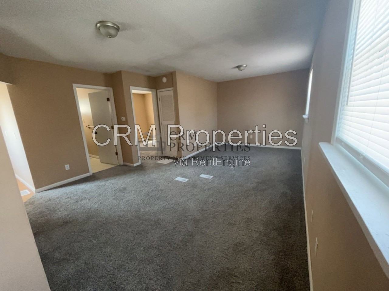 1724 S Washington St #2 - Photo 5 of 22