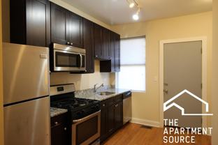 3216 W Argyle St #1 - Photo 1 of 1
