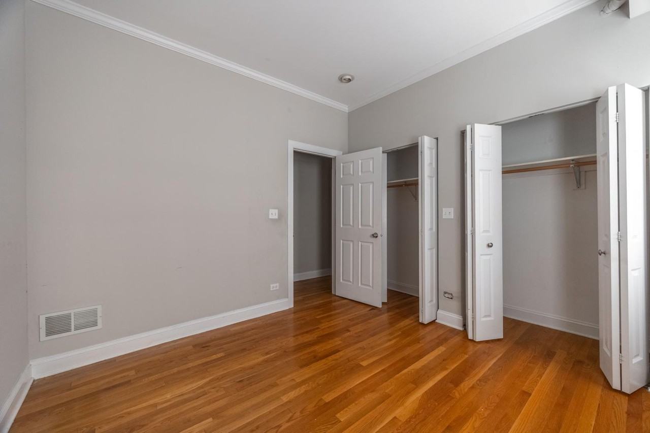6947 N Oakley Ave #G - Photo 6 of 10