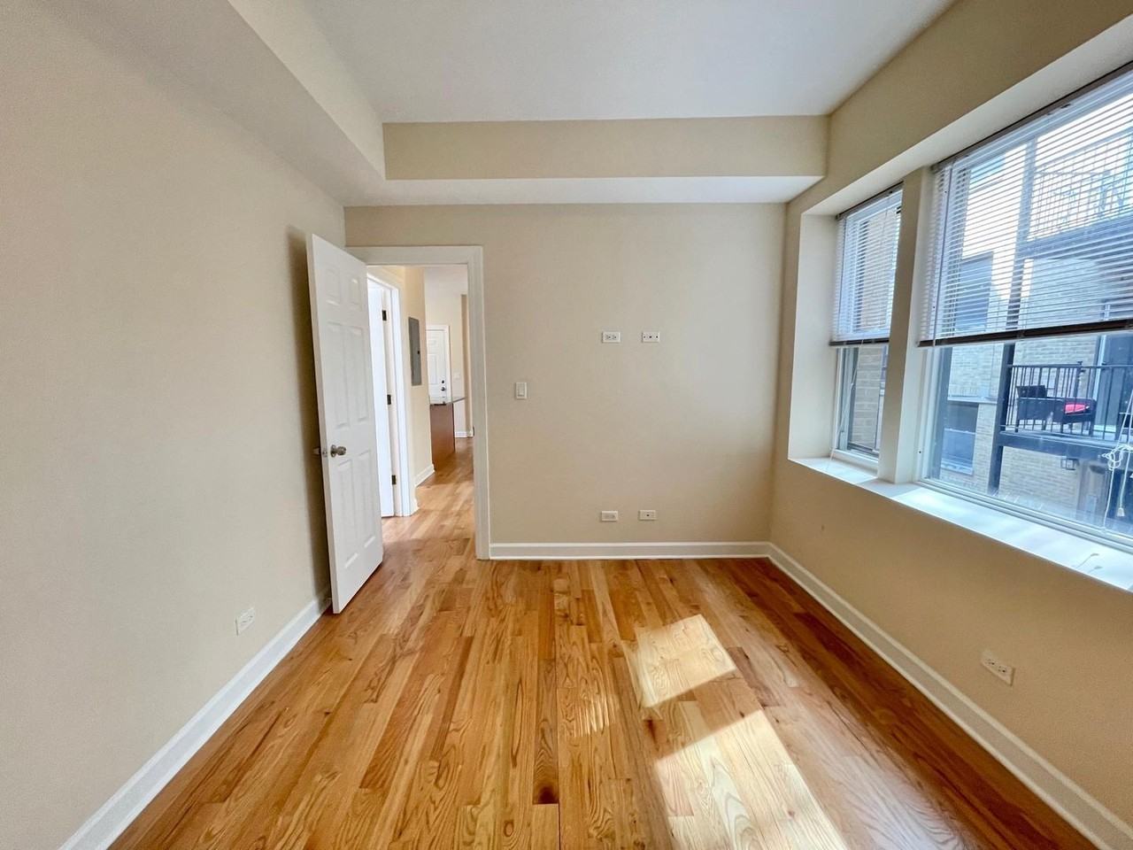 3348 W Wilson Ave #2N - Photo 7 of 11