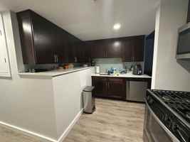 featured image of 1323 W Morse Ave #705