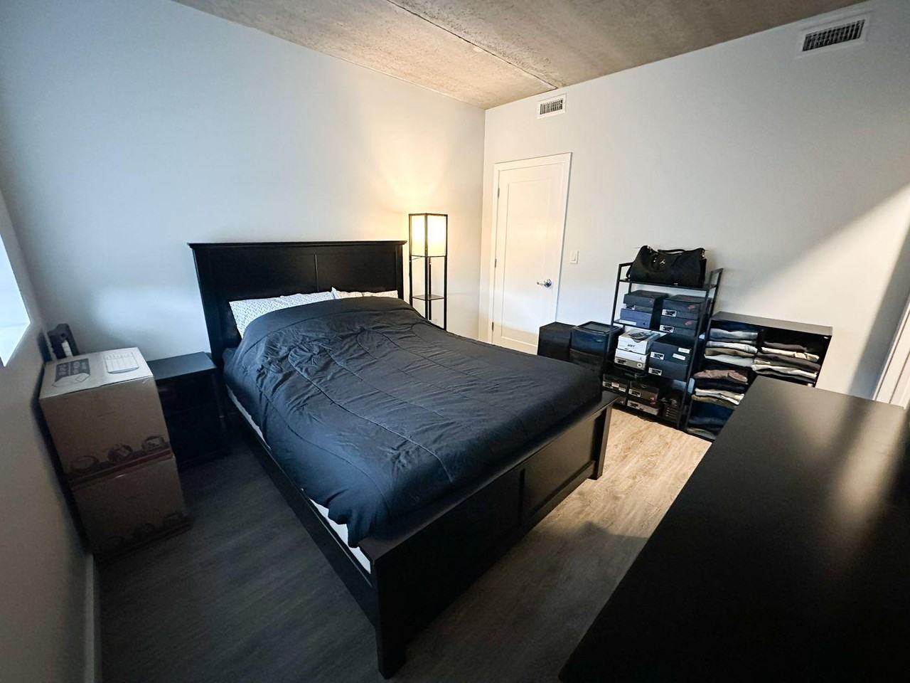 1323 W Morse Ave #705 - Photo 7 of 20