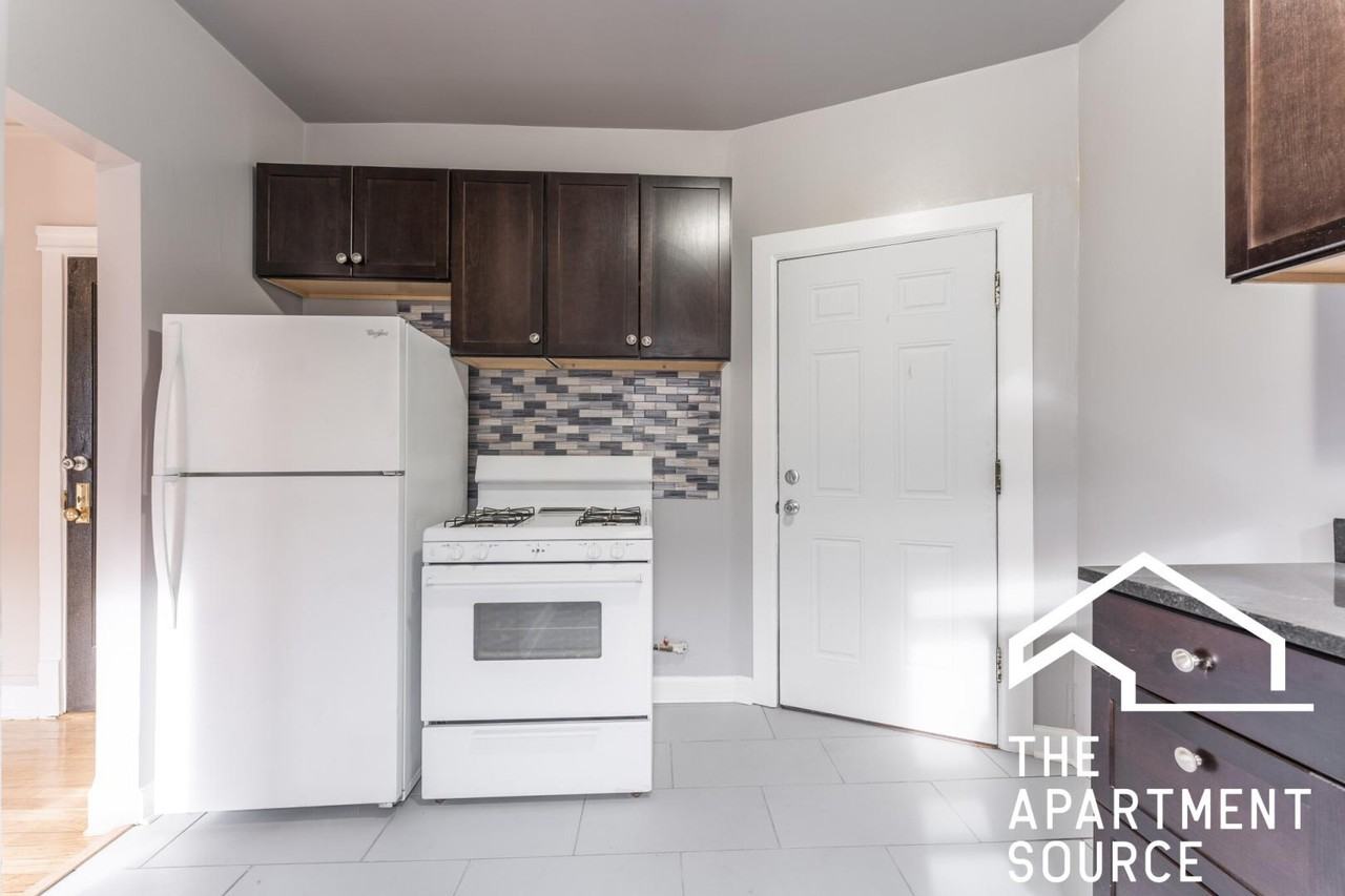 6349 N Magnolia Ave #2P
