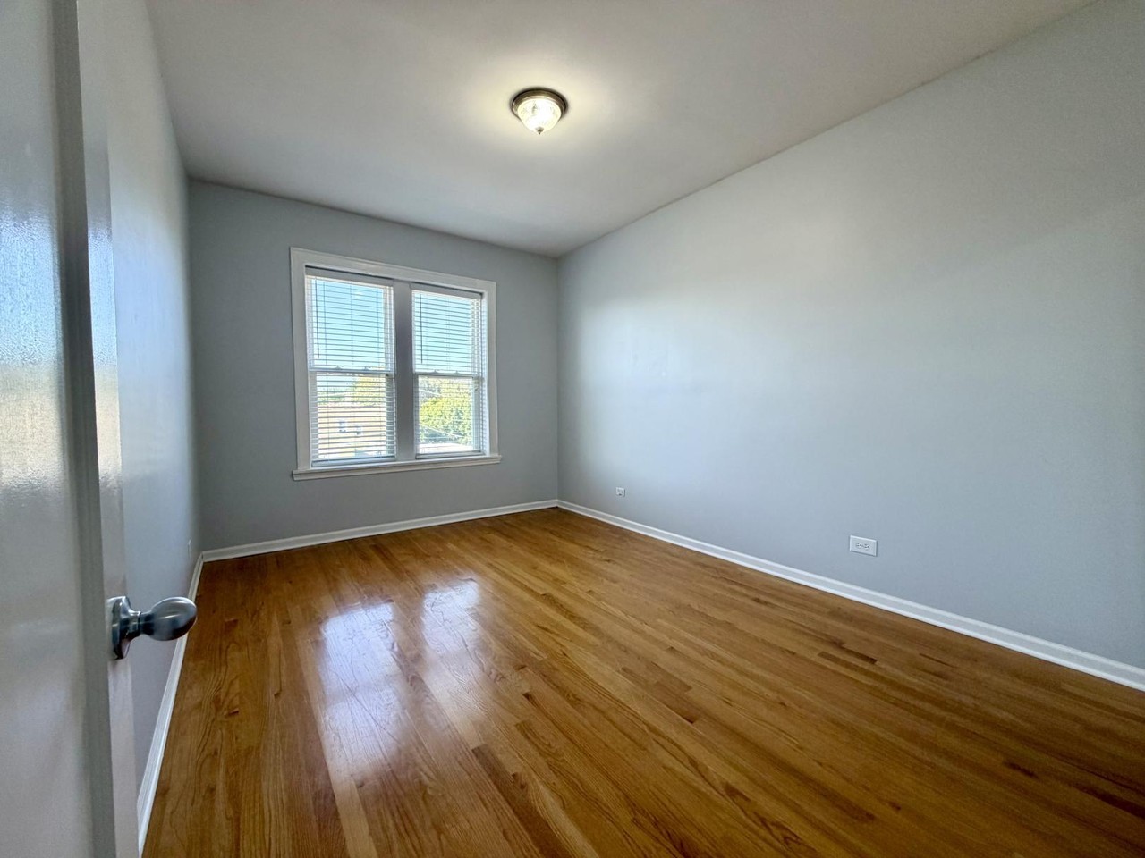4111 W Lawrence Ave #3 - Photo 6 of 11