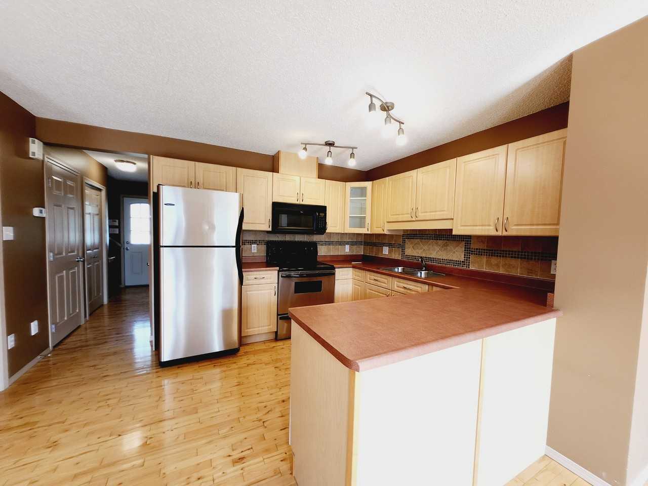 409 Hudson Crt Nw - Photo 2 of 16
