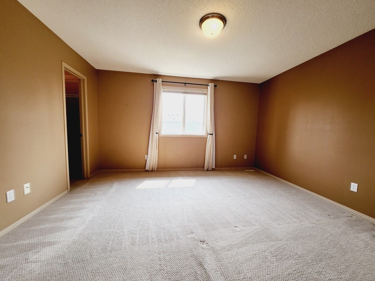 409 Hudson Crt Nw - Photo 7 of 16
