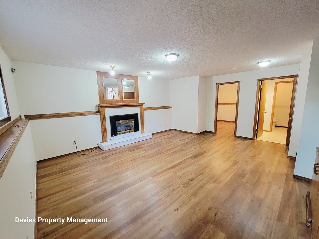 4427 Whitemud Rd Nw - Photo 4 of 25