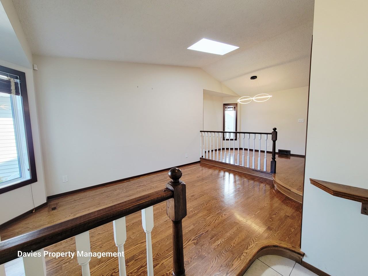 4427 Whitemud Rd Nw - Photo 5 of 25