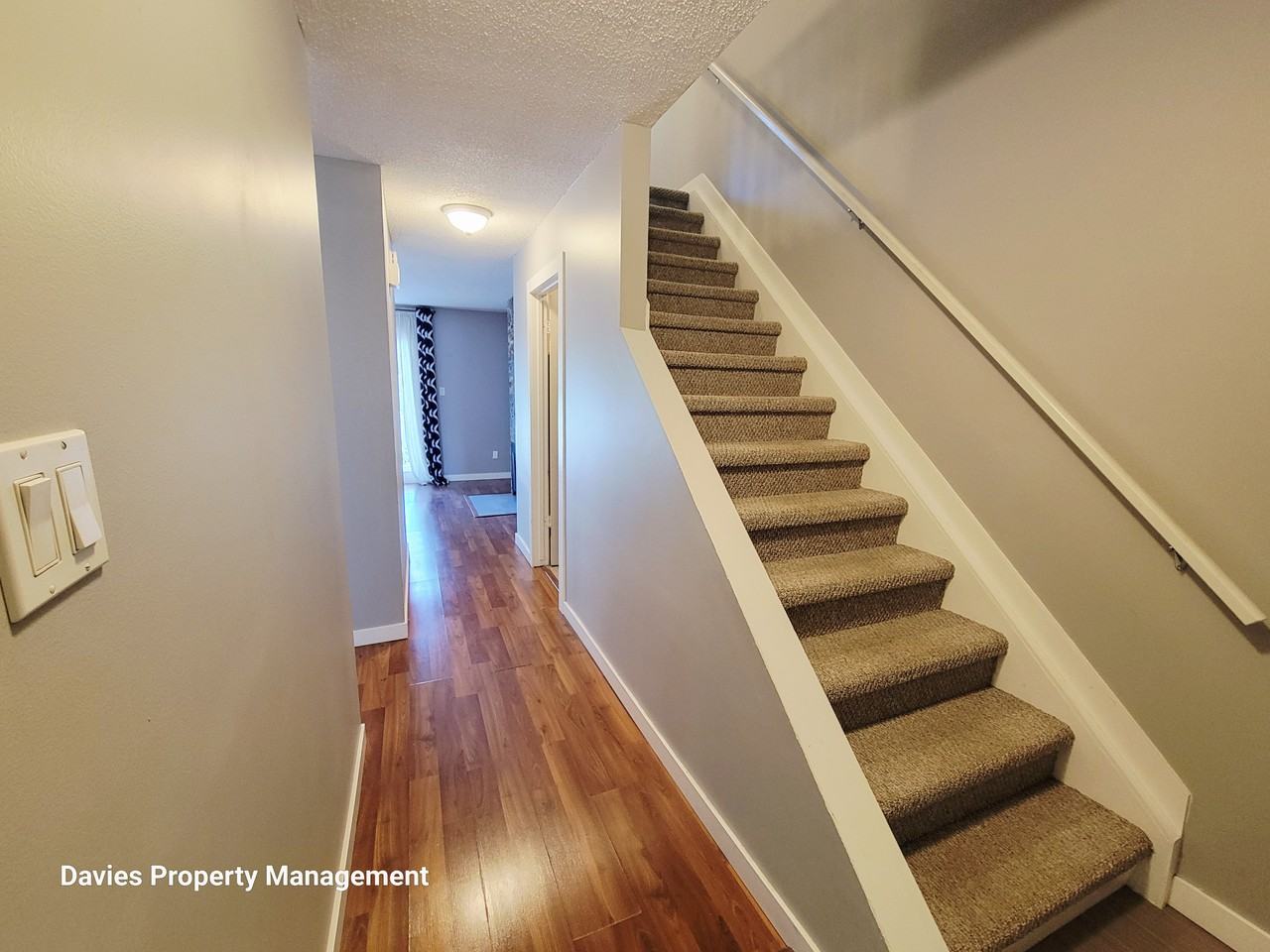5805 Riverbend Rd Nw - Photo 7 of 13