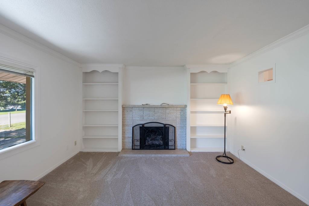 267 E Fremont Ave - Photo 3 of 21