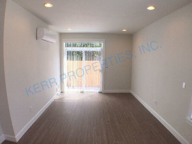 4922 Se 65th Ave - Photo 4 of 21