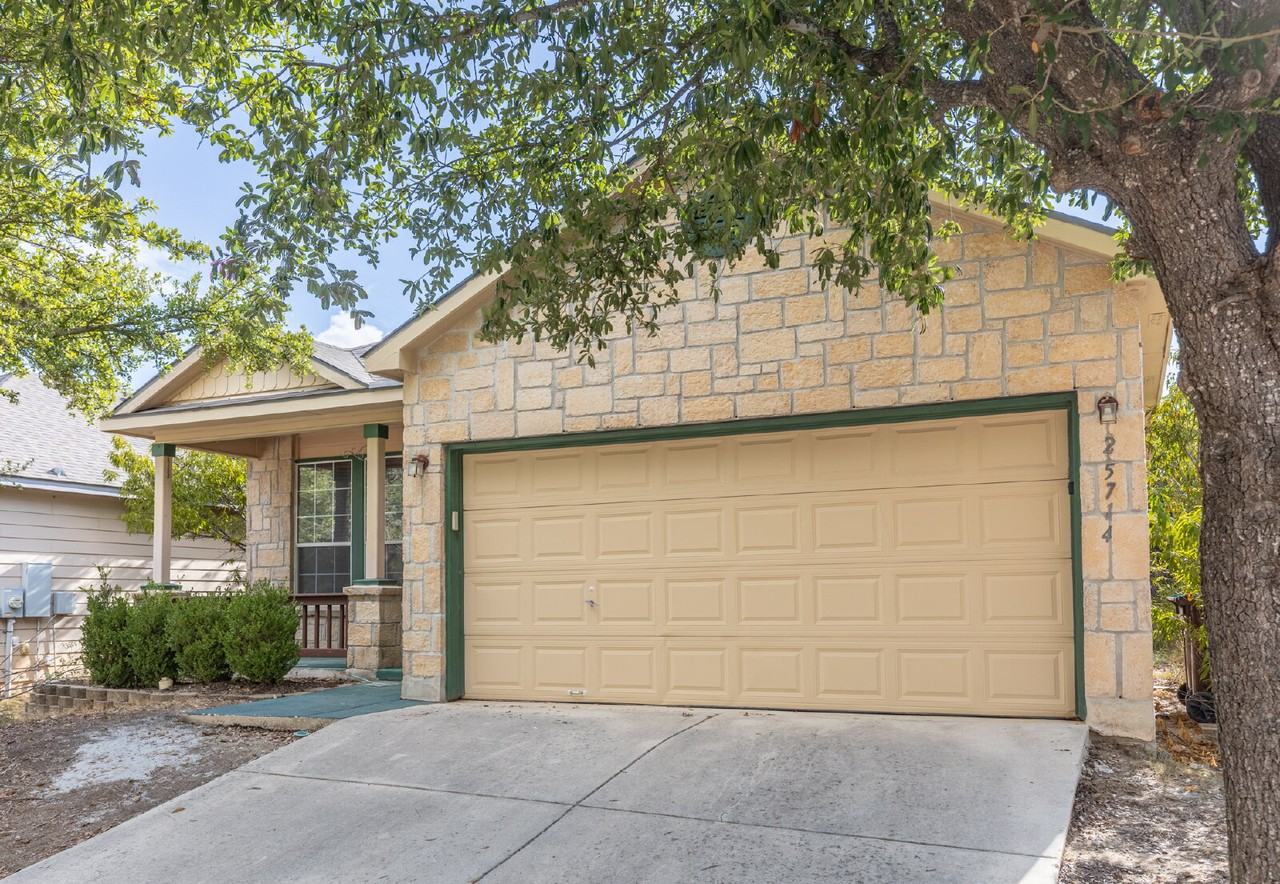 25714 Presidio Aly - Photo 2 of 34