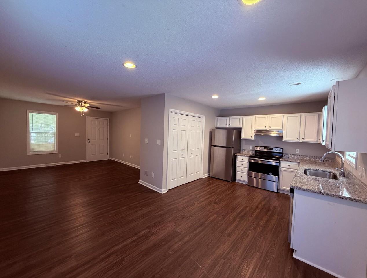 5716 Woof Pl - Photo 7 of 20