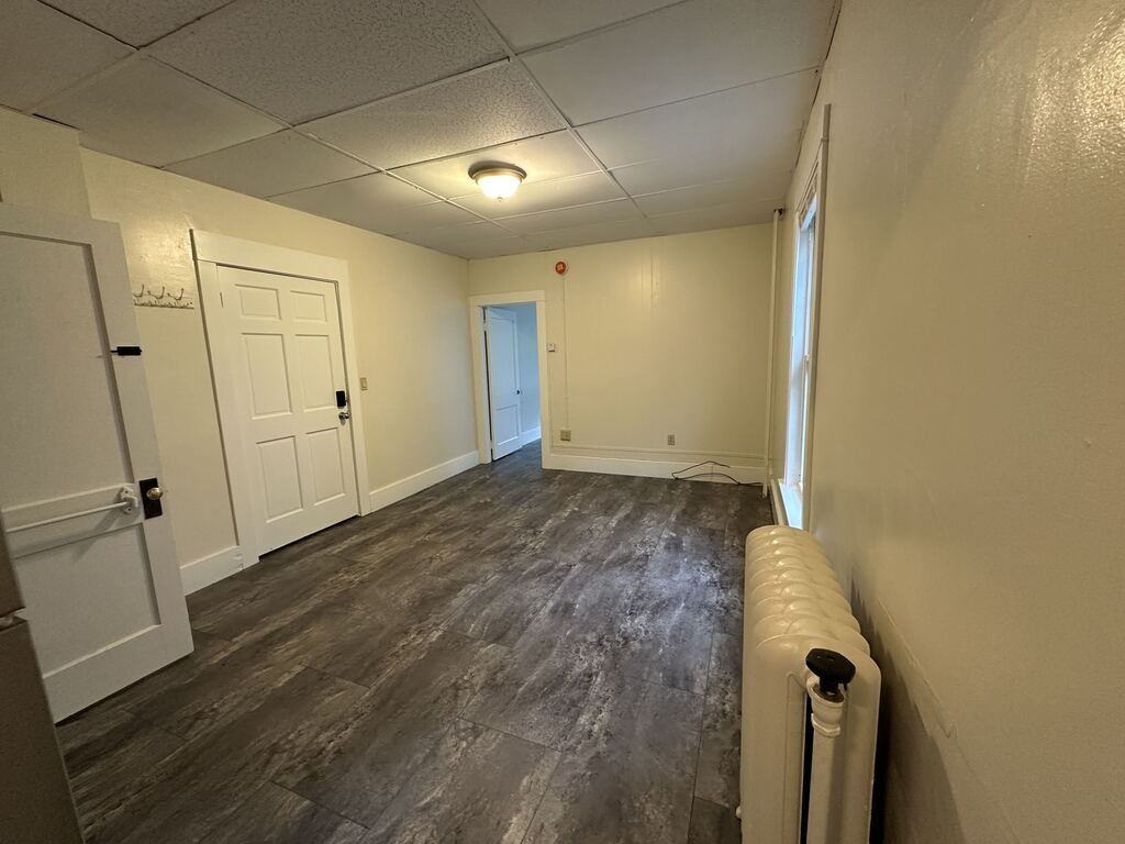 189 S Main St #4 - Photo 3 of 6