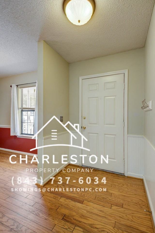 33 Paddlecreek Ave - Photo 3 of 23