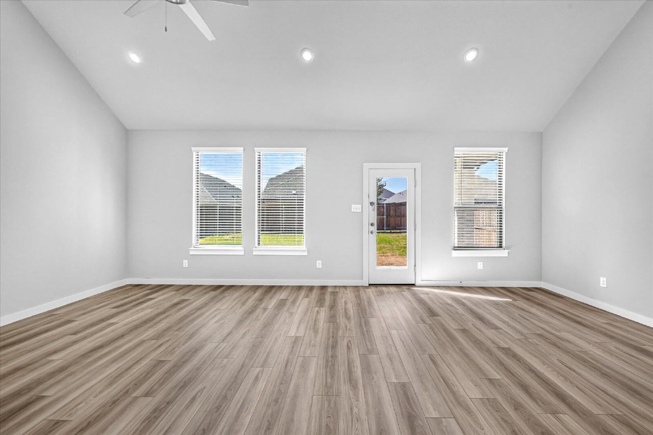 603 Wild Goose Ln - Photo 6 of 31