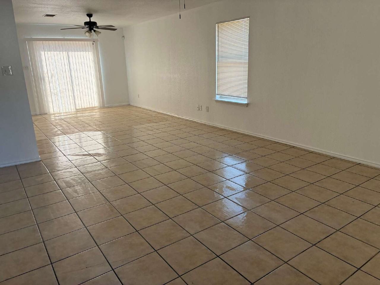 8803 Mission Top - Photo 3 of 34