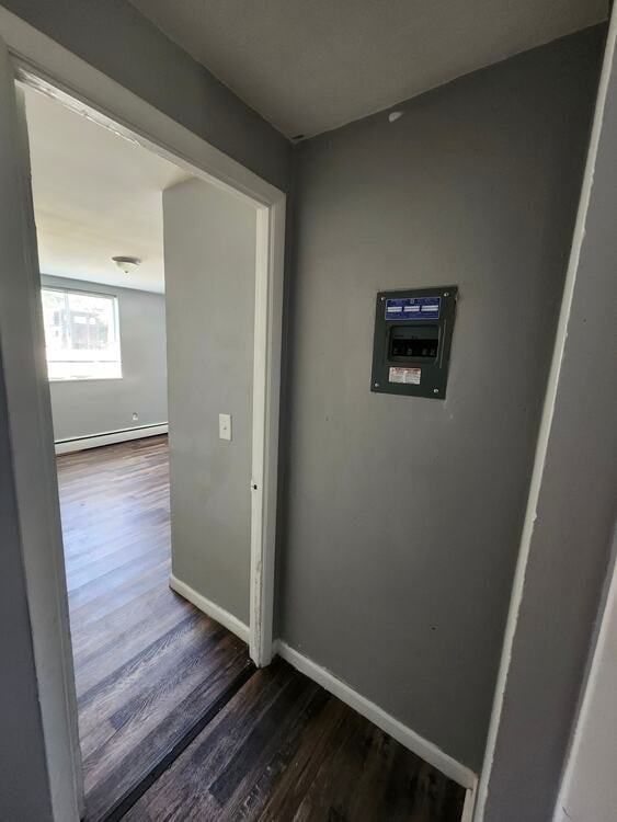 125 Starling Road - Photo 4 of 35