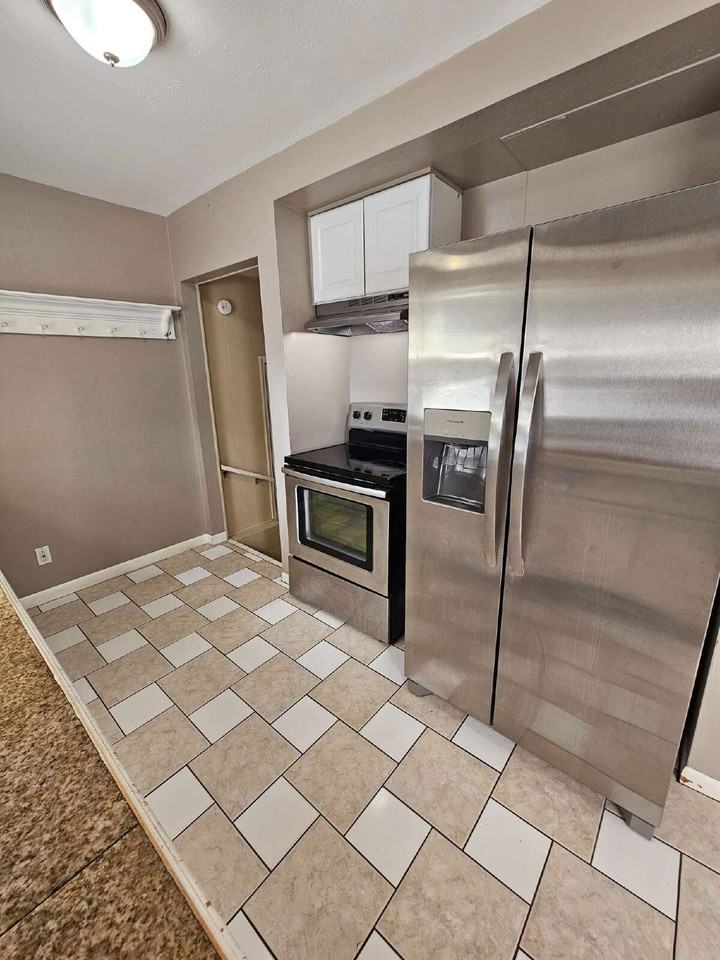 2125 W 14 Mile Rd - Photo 6 of 16