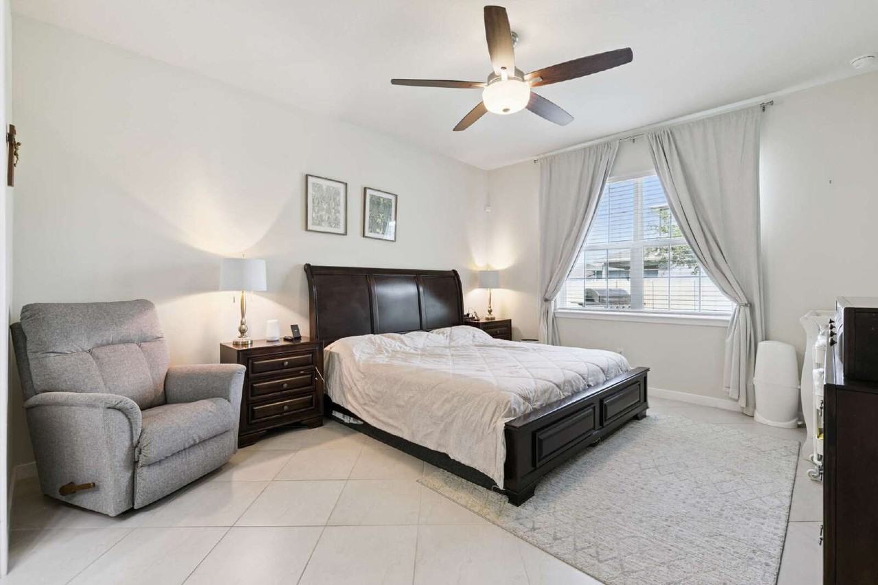 6306 Cedar Chase Ct - Photo 4 of 28