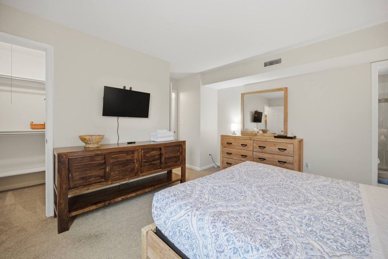 1402 Rellen Ct - Photo 7 of 19