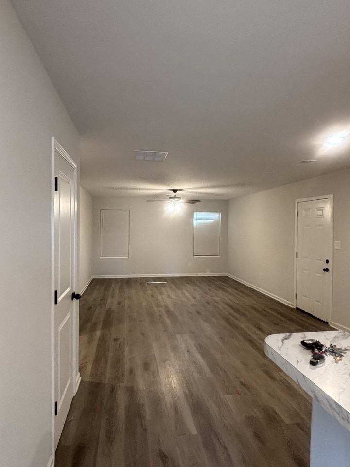 2585 Callie Rd - Photo 2 of 16