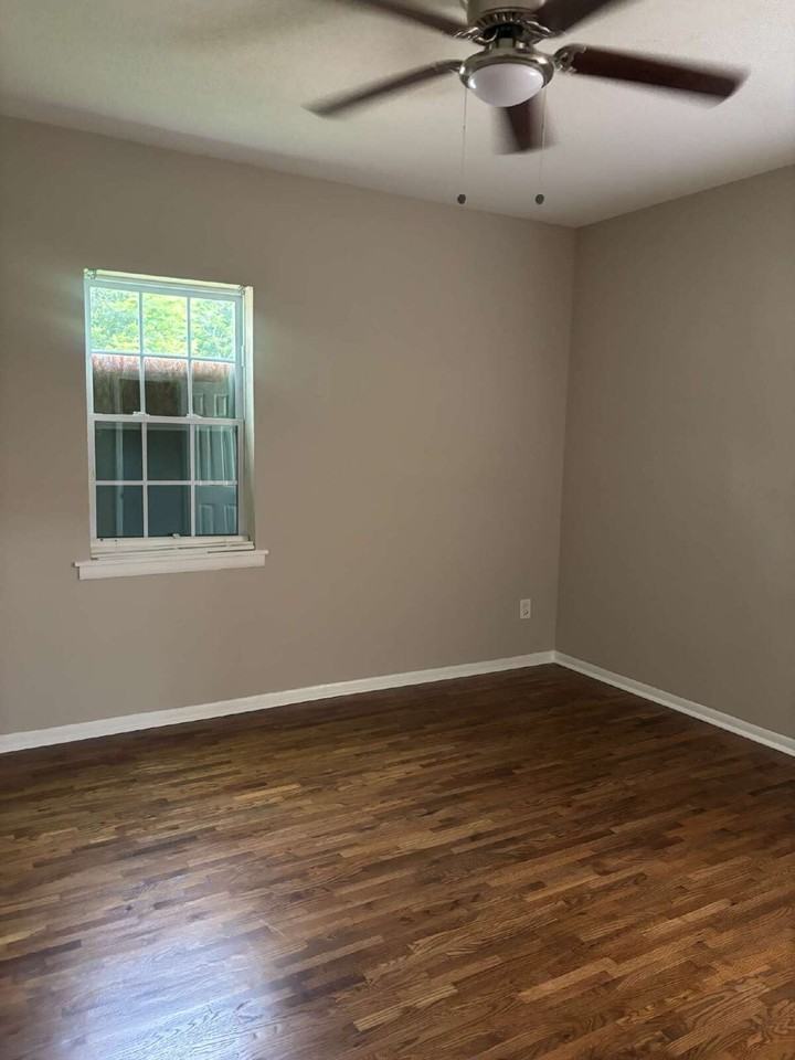 1330 Mcmillan St - Photo 3 of 18