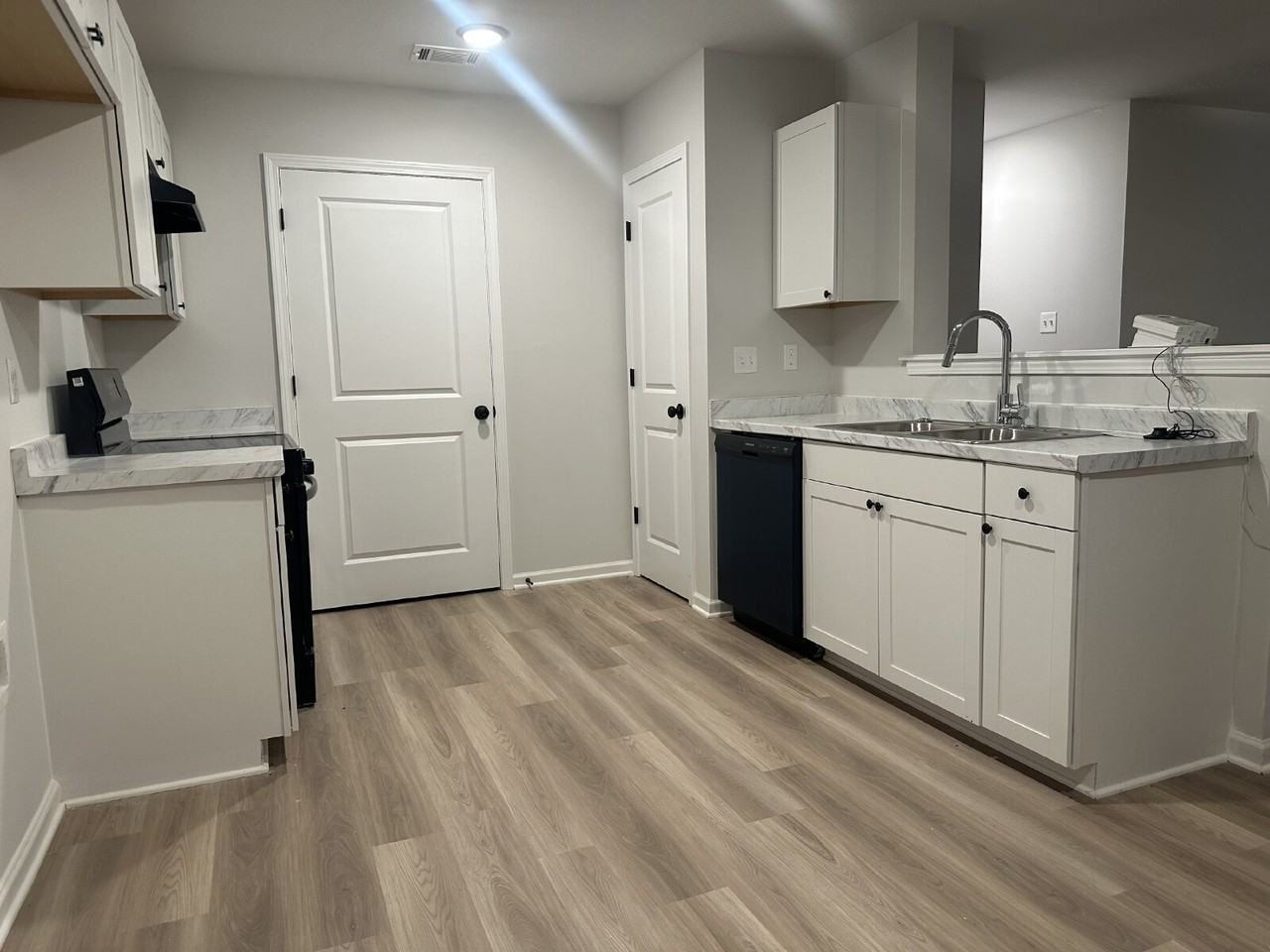 4443 Suncrest Dr - Photo 2 of 8