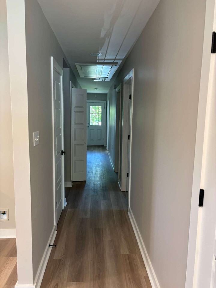 4439 Sunny View Dr - Photo 6 of 7