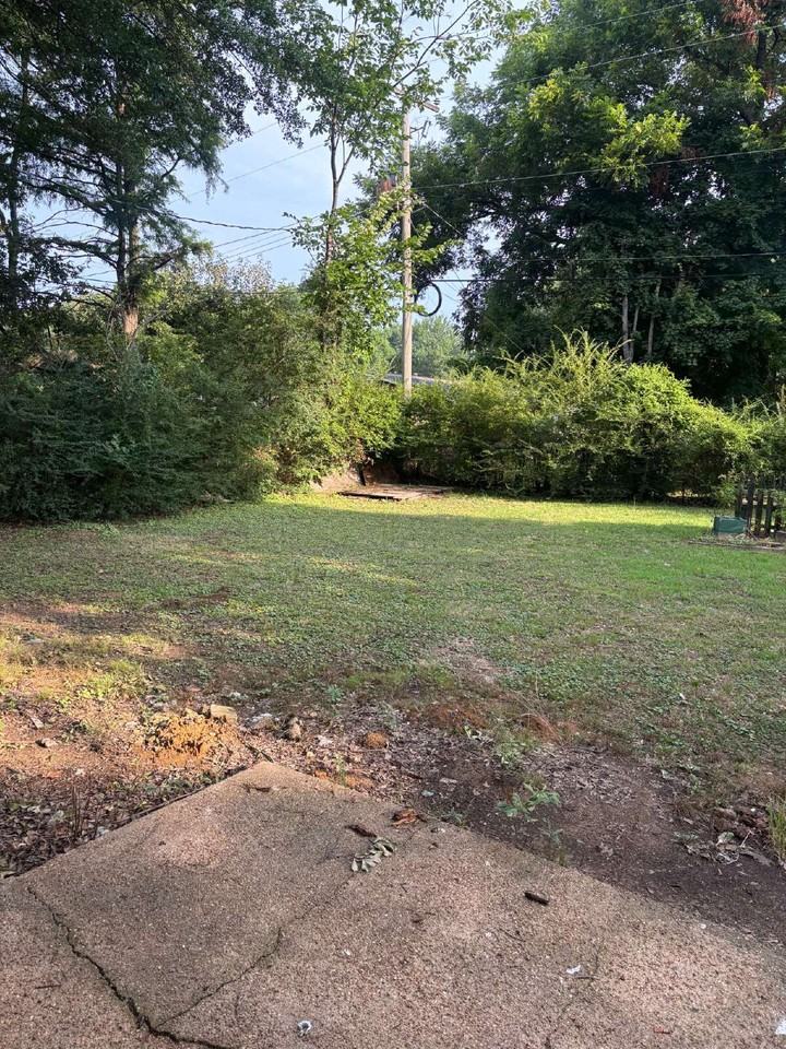 1396 Winfield Ave - Photo 7 of 10